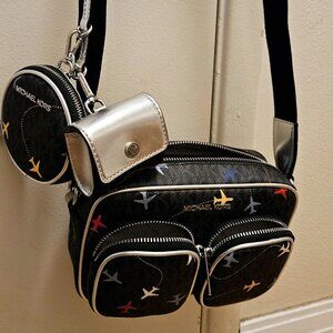 Limited Pattern Michael Kors Jet Set crossbody in Black.